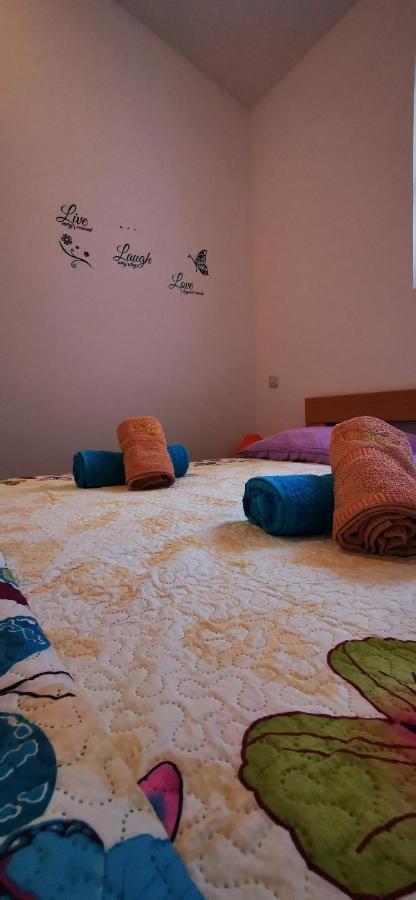 Apartmani Marija Kolan Kültér fotó