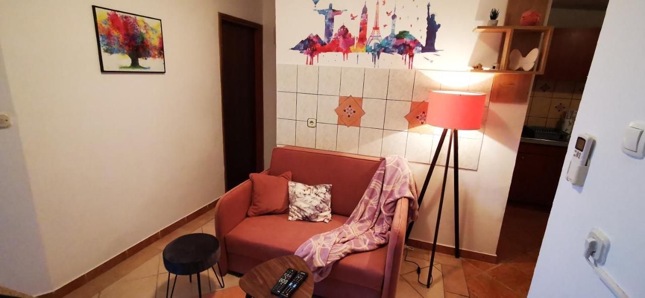 Apartmani Marija Kolan Kültér fotó