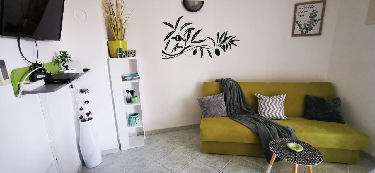 Apartmani Marija Kolan Kültér fotó