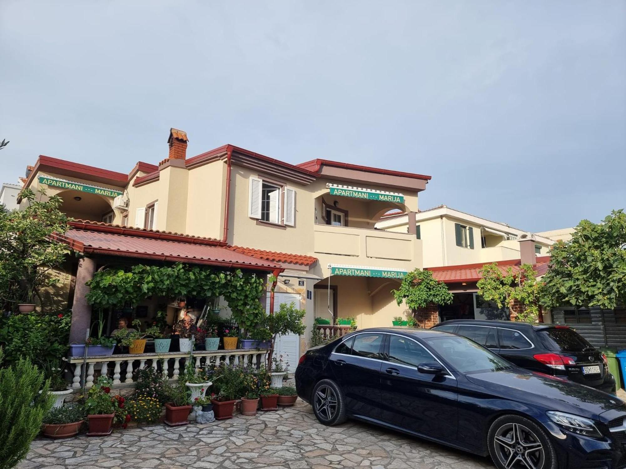 Apartmani Marija Kolan Kültér fotó